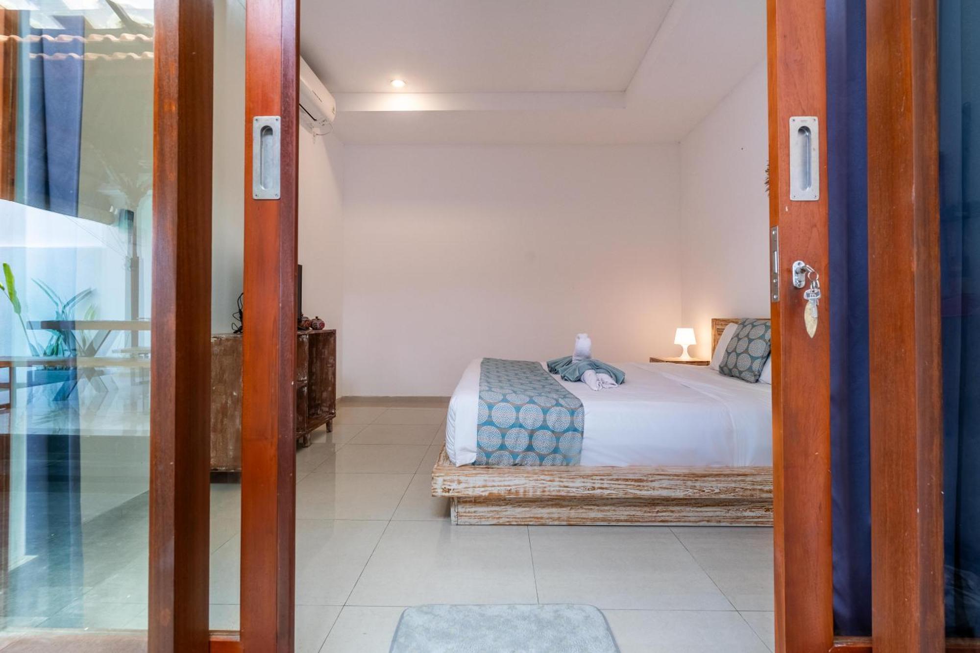 4-Bedroom Pool Villa Near Seminyak Center Zewnętrze zdjęcie