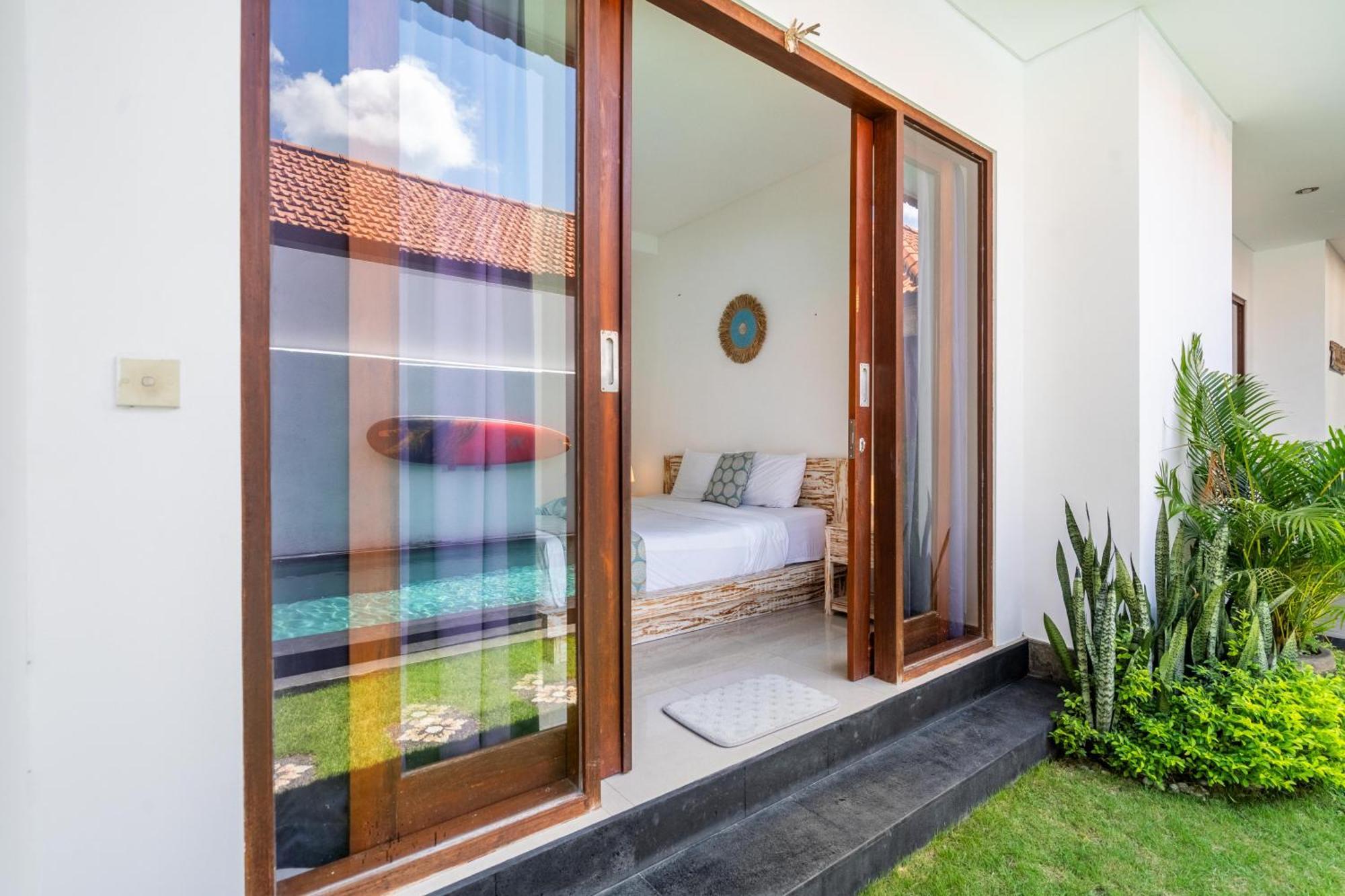 4-Bedroom Pool Villa Near Seminyak Center Zewnętrze zdjęcie