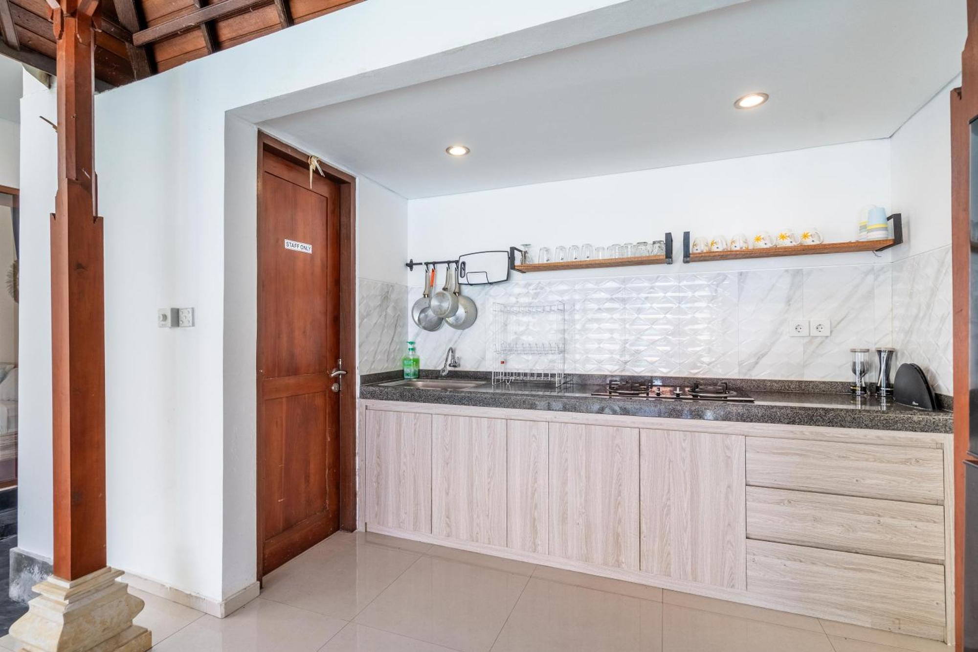 4-Bedroom Pool Villa Near Seminyak Center Zewnętrze zdjęcie